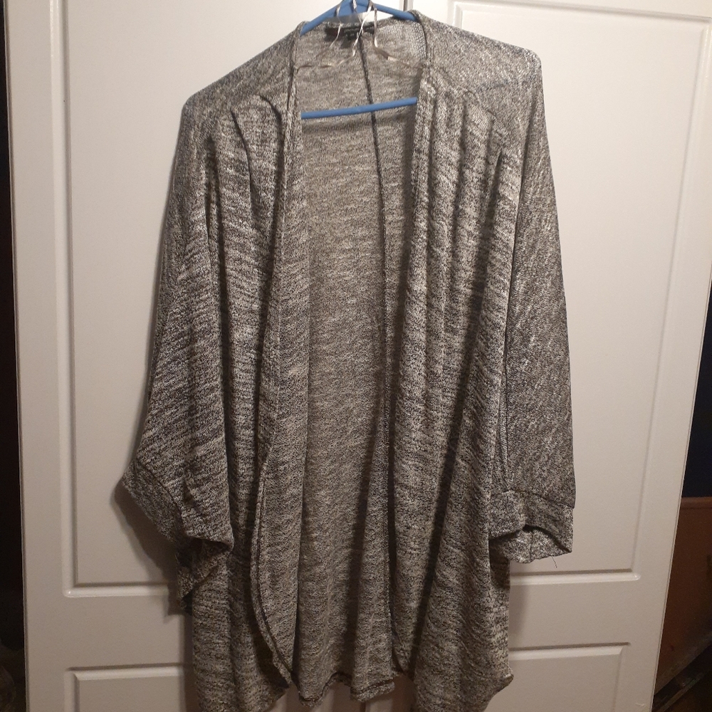 NWOT - Gray Cardigan/Shrug